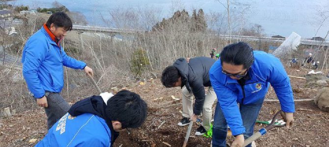 東北震災被災地復興支援 南三陸桜の植樹 3月11日 東京世田谷LC 東北震災被災地復興支援 南三陸桜の植樹 3月11日 東京世田谷LC