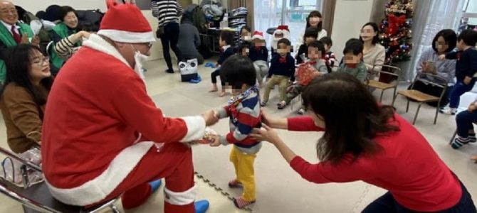 こぐま園クリスマス会を訪問 12月19日 東京番町LC こぐま園クリスマス会を訪問 12月19日 東京番町LC